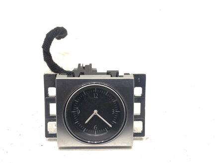 Hodinky VW Passat B7 (362) 2010 - 2015 3AA919204A