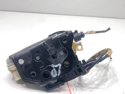 Zámok dverí ľavý predný VW Passat B7 (362) 2010 - 2015 3C1837015A