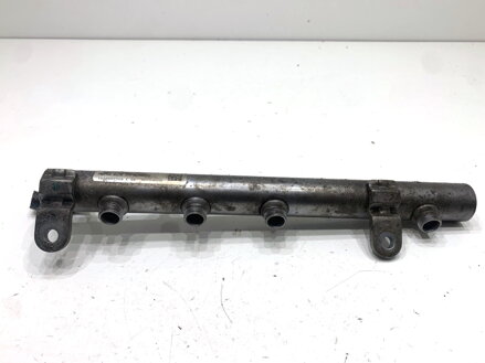 Vstrekovacia rampa Mercedes-benz CLS Shooting Brake (X218) 2012 - 2017 A6420703395