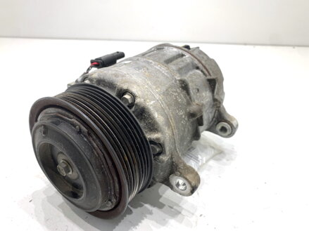 Kompresor klimatizácie BMW 5 (G30, F90) 2016 - 2022 7948806