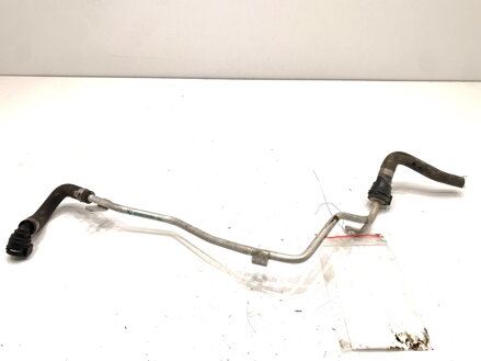 Potrubie vody BMW 5 (G30, F90) 2016 - 2022 8580972