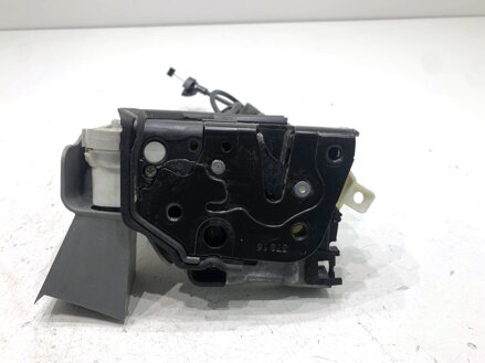 Zámok dverí ľavý predný Audi A5 (F53, F5P) 2016 - 2022 8X1837015B