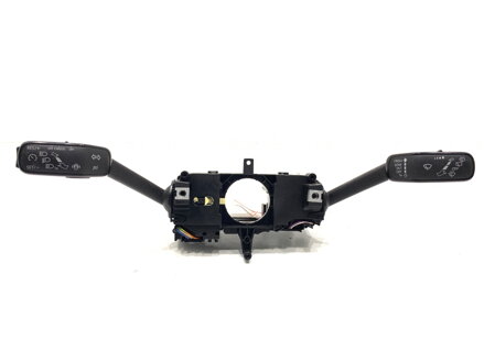 Prepínač združený Skoda Scala (NW1) 2019 - 2022 2Q1953507AE