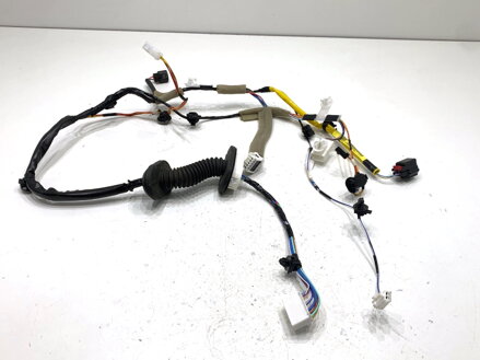 Kabeláž dvere predná pravá Suzuki Ignis III (MF) 2016 - 2022