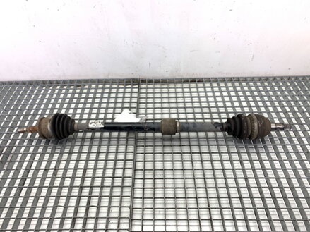 Poloos pravá predná Opel Astra J Sedan 2012 - 2022 13356123