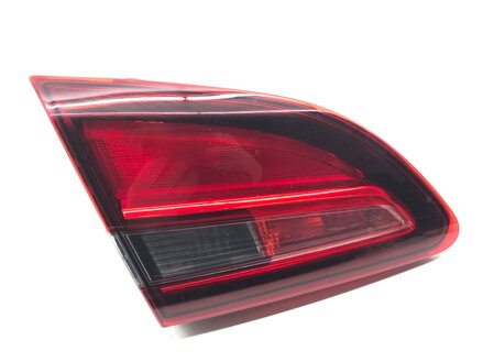 Svetlo zadné ľavé vnútorné Opel Astra J Sedan 2012 - 2022 25870193
