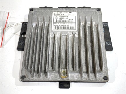 Riadiaca jednotka motora Renault Clio III (BR0/1, CR0/1) 2005 - 2014 8200399038