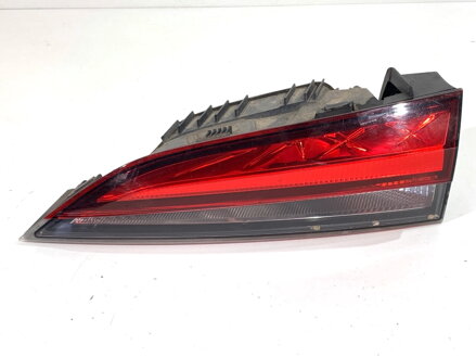 Svetlo zadné pravé vnútorné Skoda Scala (NW1) 2019 - 2022 657945094