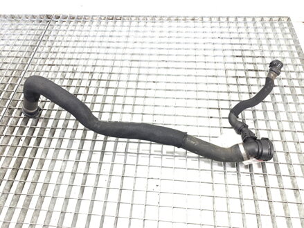 Hlavné potrubie vody BMW 5 Touring (G31) 2017 - 2022 8598386