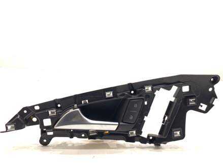 Kľučka vnútorná ľavá predná Audi A6 C7 Avant (4G5, 4GD) 2011 - 2018 4G0837019A