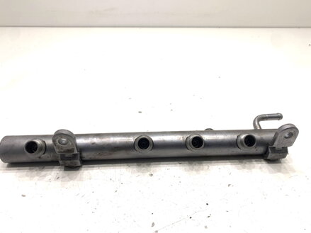 Vstrekovacia rampa Mercedes-benz Class M (W166) 2011 - 2015 A6420703395