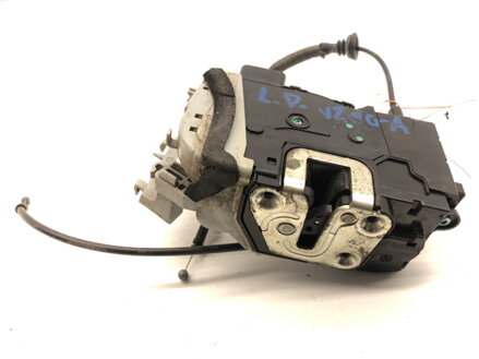 Zámok dverí ľavý predný KIA Venga (YN) 2010 - 2022