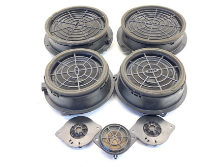 Reproduktory sada Audi Q5 (8RB) 2008 - 2017 8R0035399