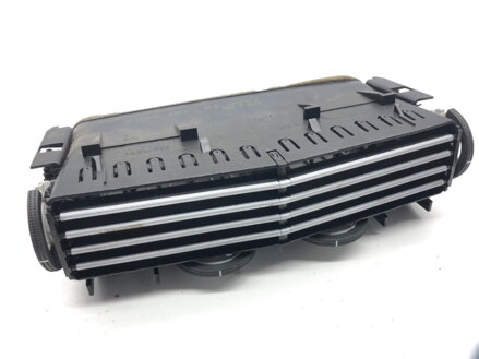 Mriežka ventilácie predná stredová Opel Astra H (A04) 2004 - 2014 24465731