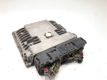 Riadiaca jednotka motora Skoda Fabia II (542) 2006 - 2014 03F906070HH