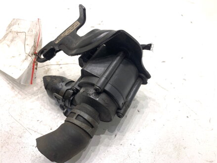 Prídavná vodná pumpa Skoda Superb III (3V3) 2015 - 2022 5Q0121599Q