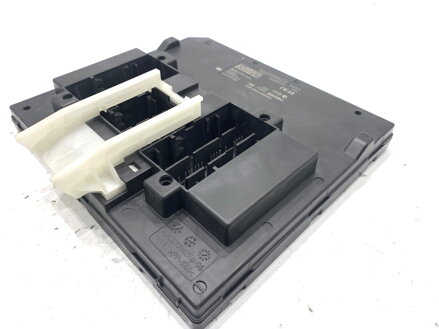 Modul komfortu Skoda Superb III (3V3) 2015 - 2022 5Q0937084CQ