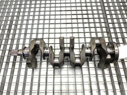 Hriadeľ kľukový Volvo V40 Liftback (525, 526) 2012 - 2022 31359350