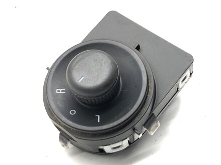 Prepínač regulácie zrkadiel Opel Insignia A Sports Tourer (G09) 2008 - 2017 13271827