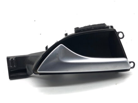 Kľučka vnútorná ľavá predná Mercedes-benz CLA Coupe (C117) 2013 - 2019 A2467600