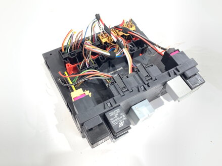 Modul bordnetz VW Golf V (1K1) 2003 - 2010 3C8937049E