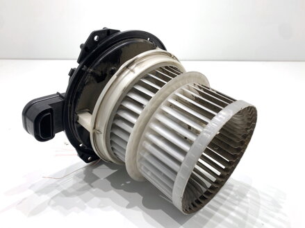 Ventilátor kúrenia Mazda CX-9 (TC) 2016 - 2022