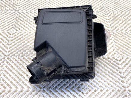 Kryt filtra vzduchu Ford Focus IV Turnier (HP) 2018 - 2022 JX61-9600-AA