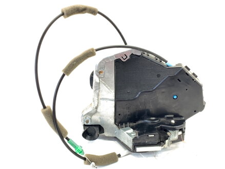 Zámok dverí pravý predný Lexus IS III (_E3_) 2013 - 2022