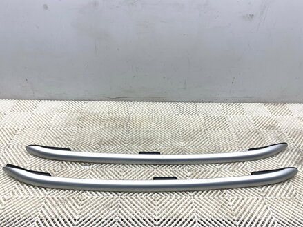 Strešné nosiče / lyžiny strešné sada Ford KA + III (UK, FK) 2014 - 2022