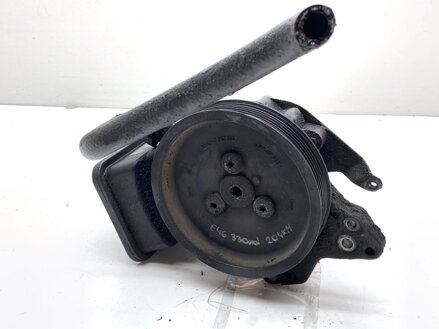 Servočerpadlo BMW 5 Touring (E61) 2004 - 2010 7693974101