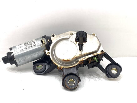 Motorček stieračov zadný Audi A3 (8P1) 2003 - 2013 8E9955711C