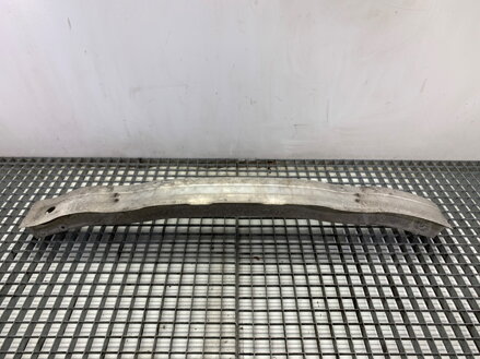 Výstuha nárazníka predná Audi A3 (8P1) 2003 - 2013 8P0807113B