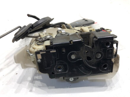 Zámok dverí ľavý predný VW Transporter V Autobus (7HB, 7HJ, 7EB, 7EJ) 2003 - 2015