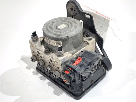 Čerpadlo Skoda Octavia III Combi (5E5, 5E6) 2012 - 2022 3Q0614517T