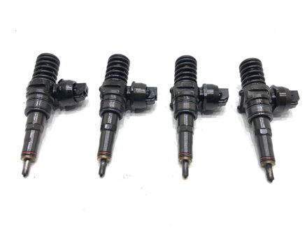 Vstrekovače sada VW Golf V Variant (1K5) 2007 - 2009 038130073BN