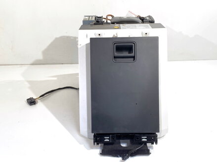 Chladnička chłodziarka Audi A8 D4 (4H2, 4H8, 4HC, 4HL) 2009 - 2018 4H0862879G