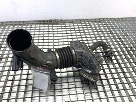 Potrubie turba BMW 3 (F30, F80) 2011 - 2018 8573994