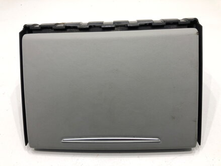 Držiak NA nápoje Audi A8 D4 (4H2, 4H8, 4HC, 4HL) 2009 - 2018 4H4862523A