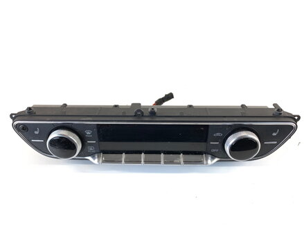 Panel ovládania ventilácie Audi A4 B9 (8W2, 8WC) 2015 - 2022 8W0820043T