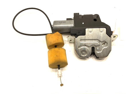 Zámok veka batožinového priestoru zadný Mercedes-benz Class S (W221) 2005 - 2013 2217500085