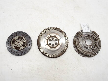 Kompletná spojka Renault Clio IV / Liftback (BH_) 2014 - 2022 302102934R