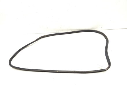 Tesnenie veka batožinového priestoru Lexus RC (_C1_) 2014 - 2022