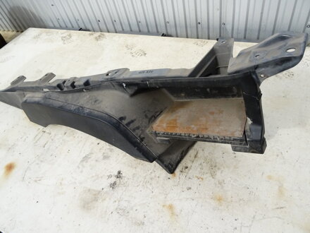 Schodíky kabíny stupačka pravý horná Renault Trucks T 2013 - 2022 82223389