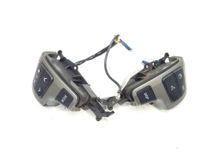 Prepínače volantu multifunkcia Toyota Land Cruiser 200 (_J2_) 2007 - 2022