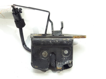 Zámok piatých dverí Alfa Romeo 147 (937_) 2000 - 2010