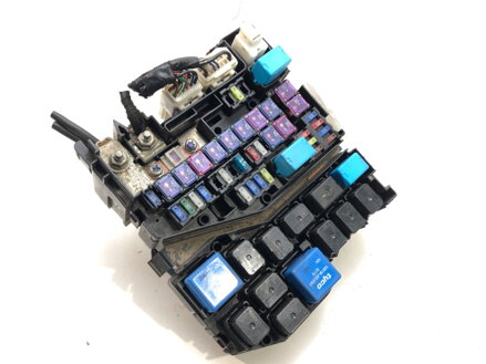 Poistková skrinka Mazda CX-9 (TB) 2006 - 2022