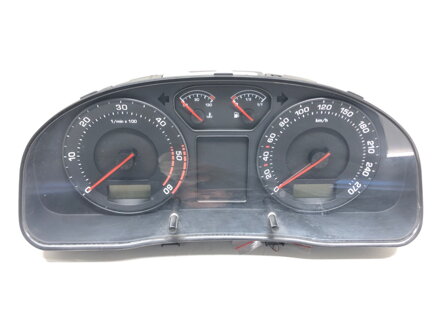 Tachometer budíky Skoda Superb I (3U4) 2001 - 2008 3U0920811A
