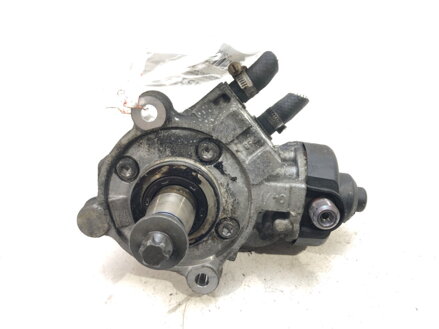 Vstrekovacie čerpadlo Toyota Auris Kombi (_E18_) 2013 - 2018 0445010756