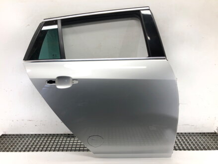 Dvere zadné pravé Opel Insignia A Country Tourer (G09) 2008 - 2017