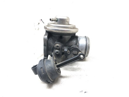 Ventil EGR Audi A3 (8L1) 1996 - 2006 038131501E